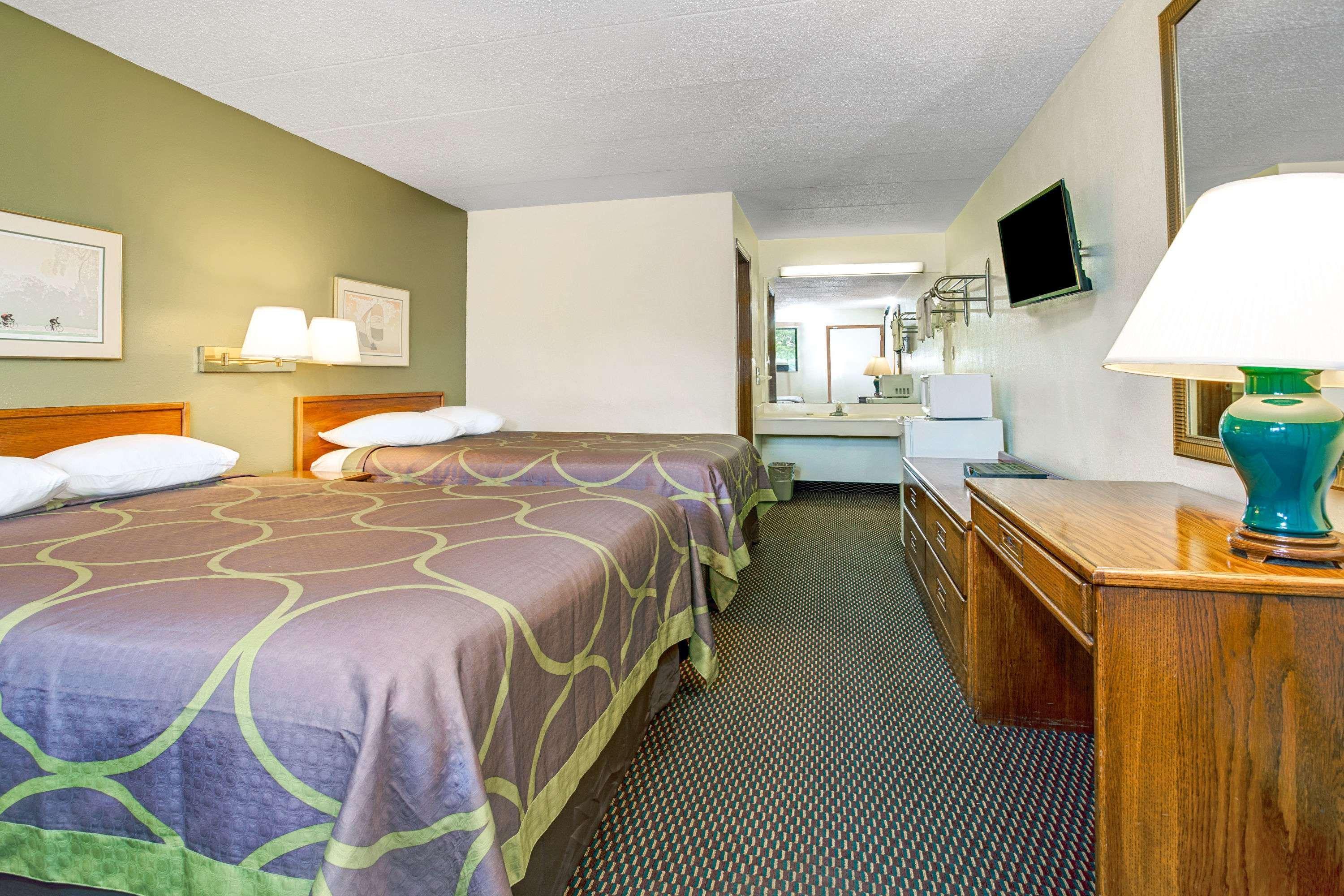 Super 8 By Wyndham Fort Mitchell Cincinnati Area Exteriér fotografie