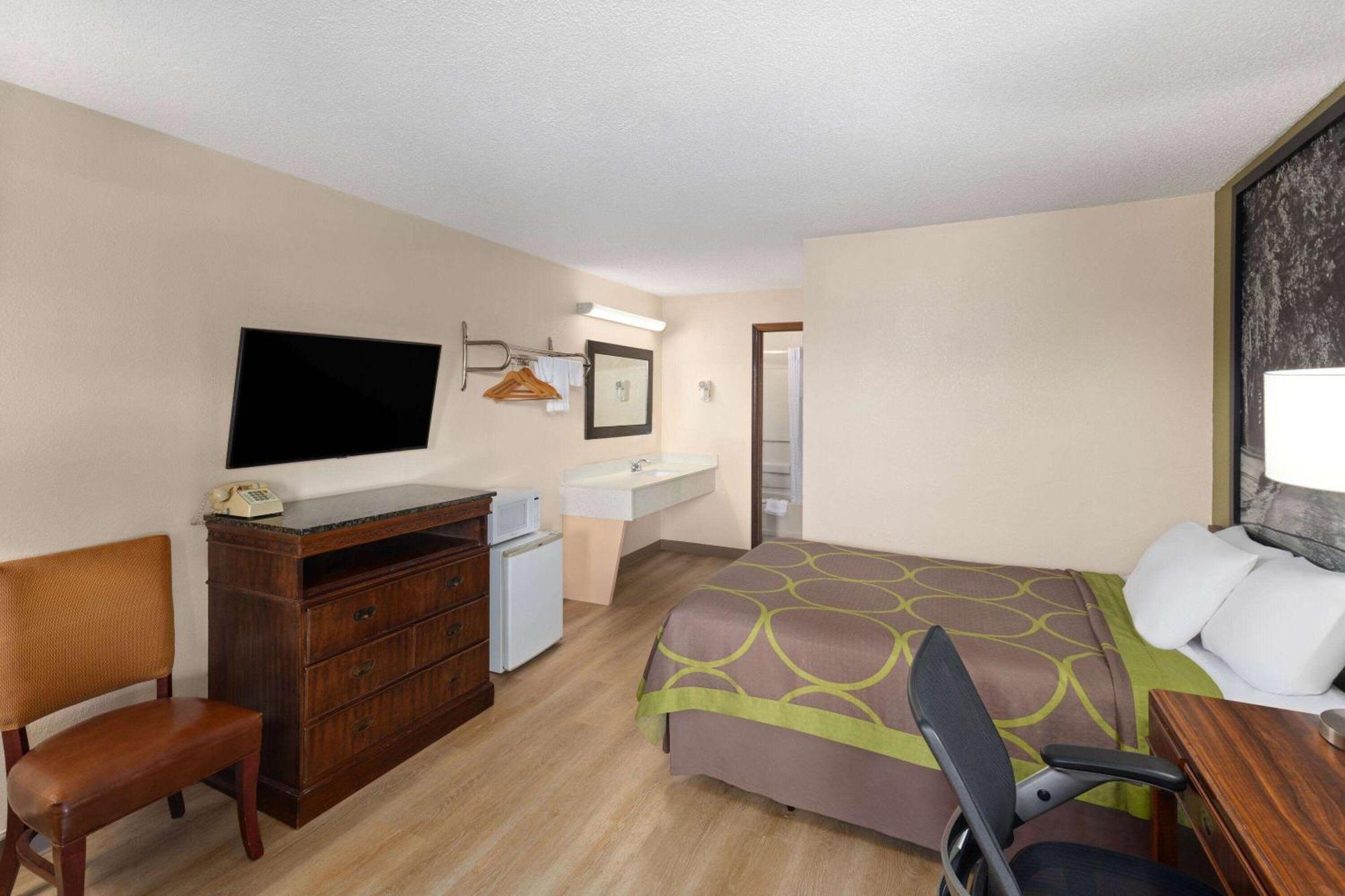 Super 8 By Wyndham Fort Mitchell Cincinnati Area Exteriér fotografie