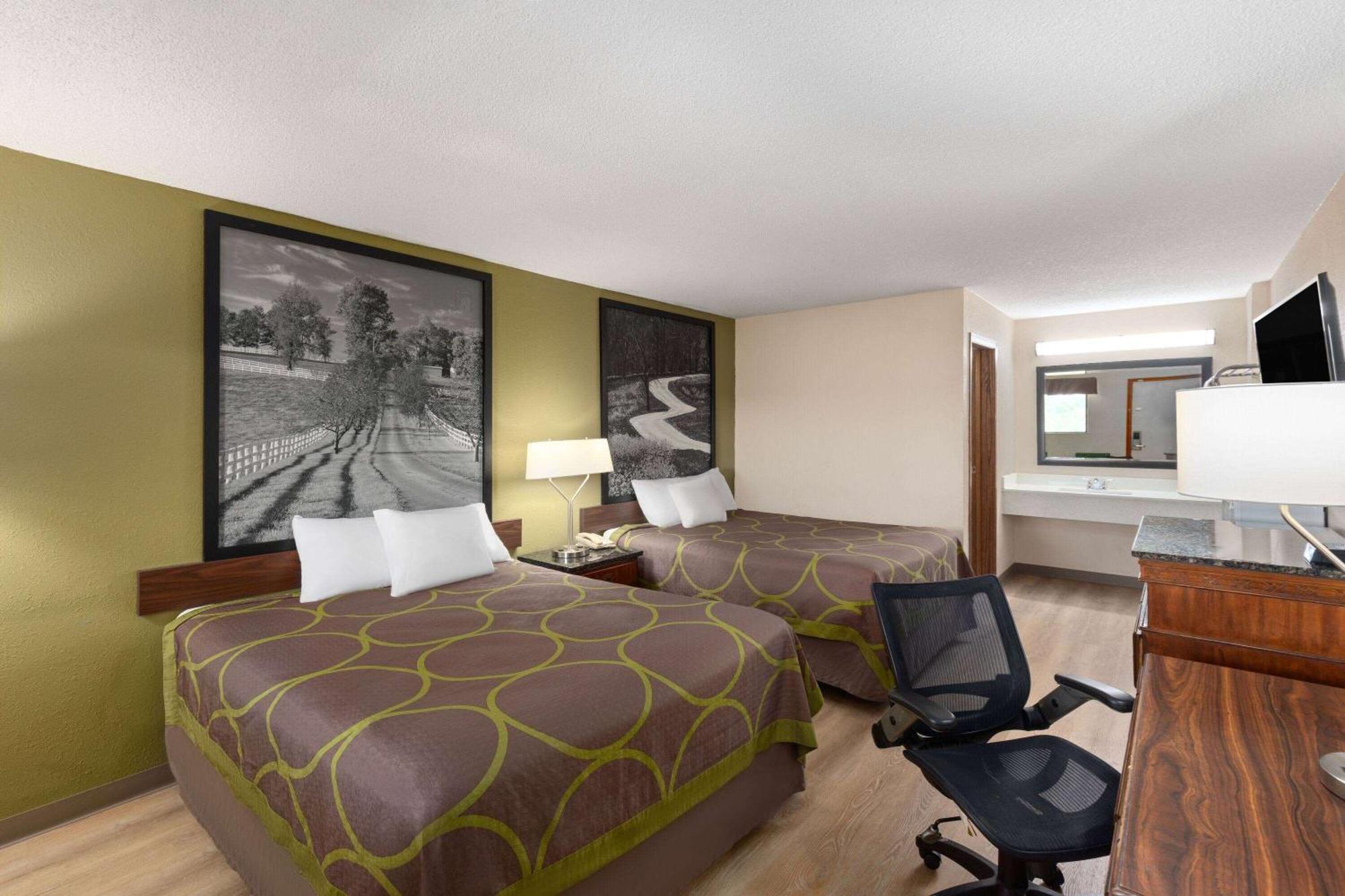 Super 8 By Wyndham Fort Mitchell Cincinnati Area Exteriér fotografie