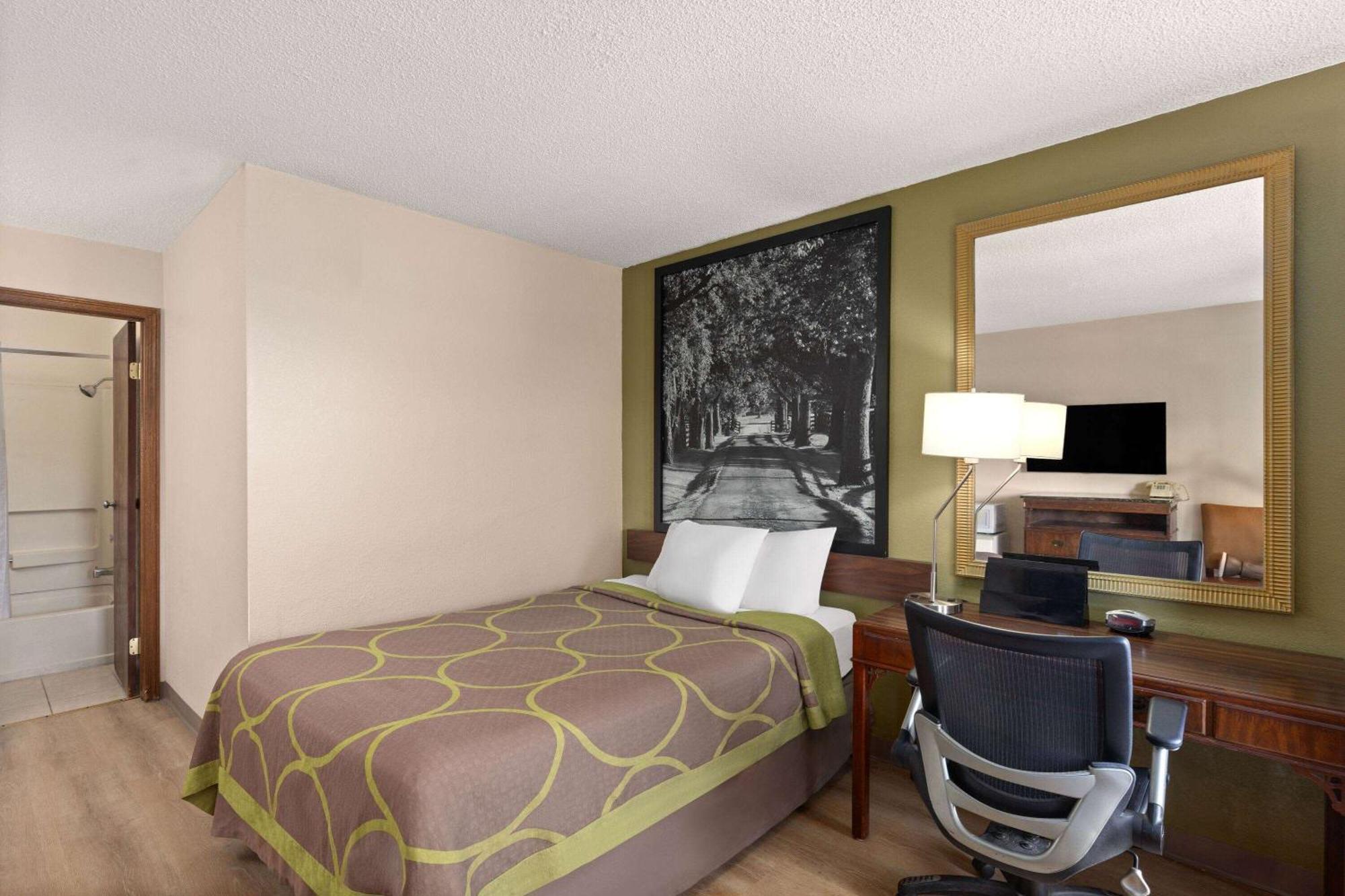 Super 8 By Wyndham Fort Mitchell Cincinnati Area Exteriér fotografie