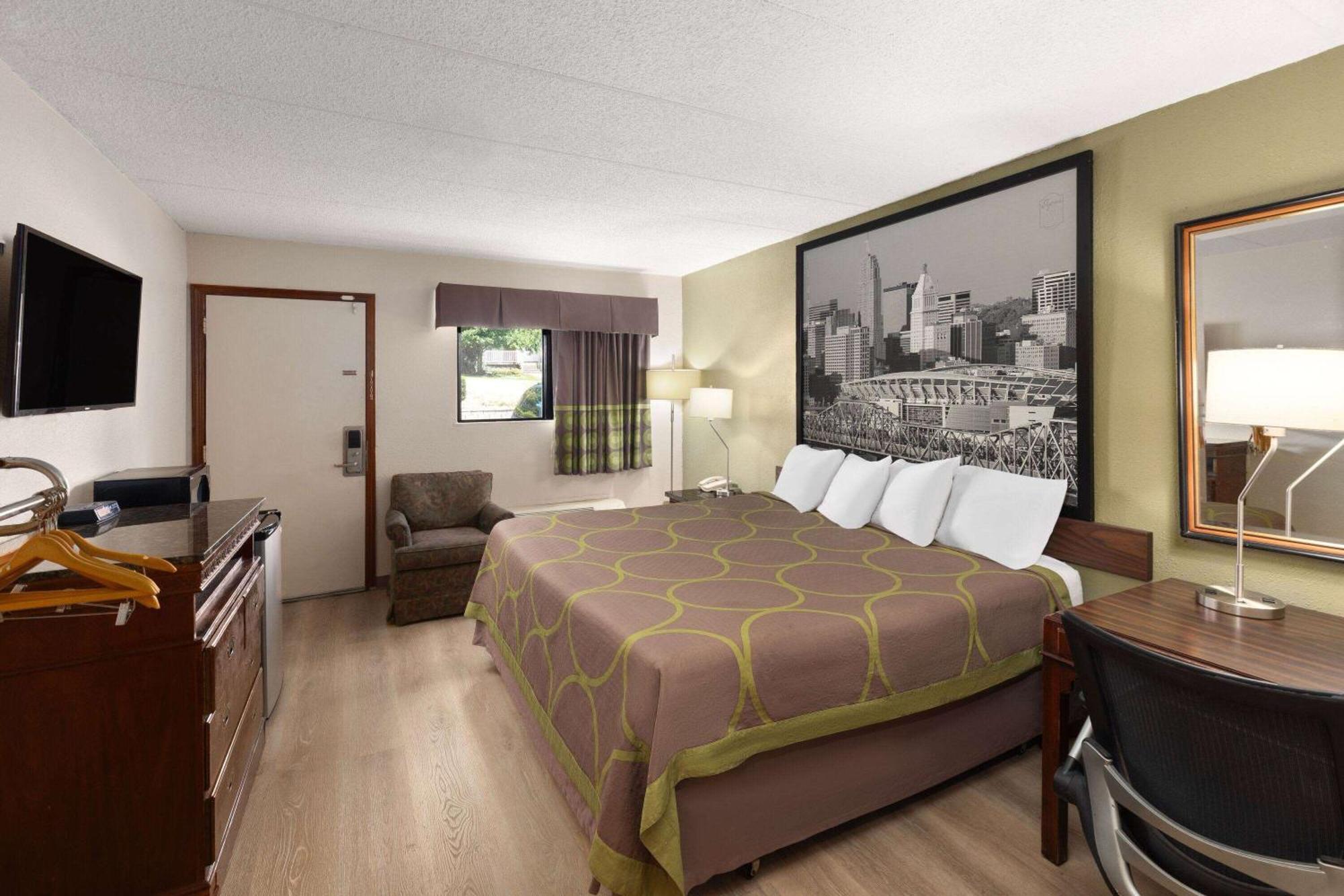Super 8 By Wyndham Fort Mitchell Cincinnati Area Exteriér fotografie